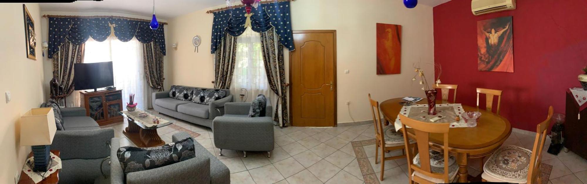 Christina'S House With 2 Bedrooms And Free Parking Gjirokastër Dış mekan fotoğraf